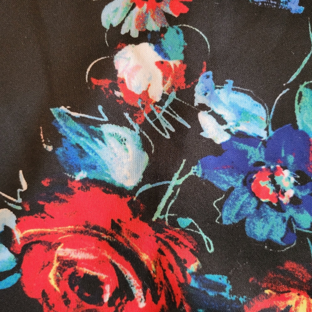 Betsey Johnson Black Floral Pencil Skirt Size 10 - Picture 3 of 3
